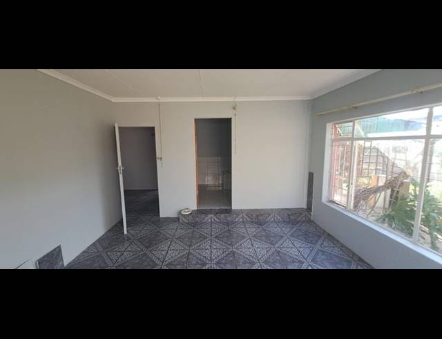 3 BEDROOM PROPERTY TO RENT IN ELSPARK